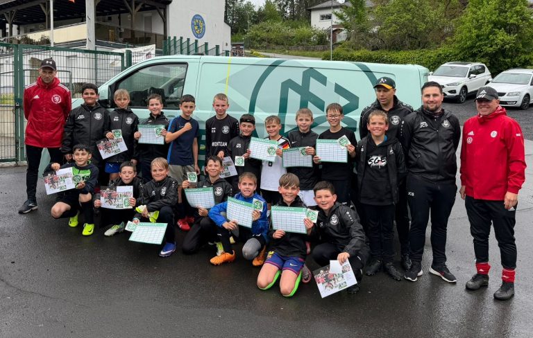 Training der E1-Jugend mit dem DFB-Mobil