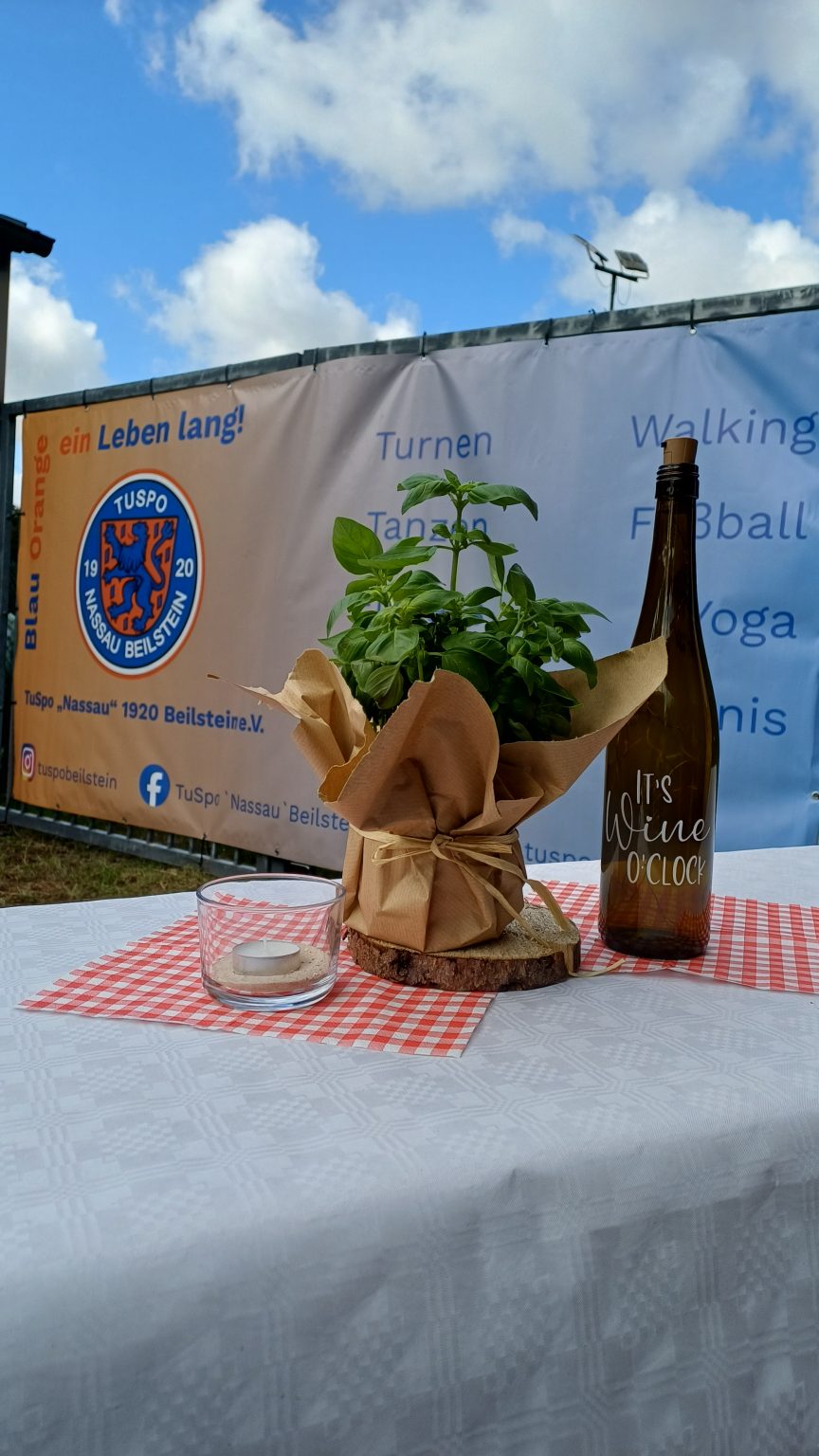 2. TuSpo-Weinfest bei bestem Wetter und bester Stimmung